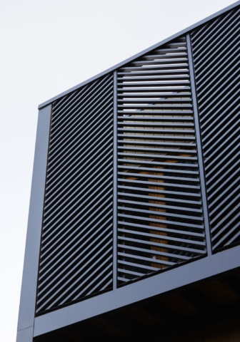 Atop A Shop | Design: Tsai Design | Images: Tess Kelly Atop A Shop | Design: Tsai Design | Images: Tess Kelly | Builtworks.com.au