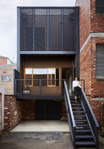 Atop A Shop | Design: Tsai Design | Images: Tess Kelly Atop A Shop | Design: Tsai Design | Images: Tess Kelly | Builtworks.com.au