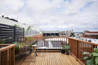 Atop A Shop | Design: Tsai Design | Images: Tess Kelly Atop A Shop | Design: Tsai Design | Images: Tess Kelly | Builtworks.com.au