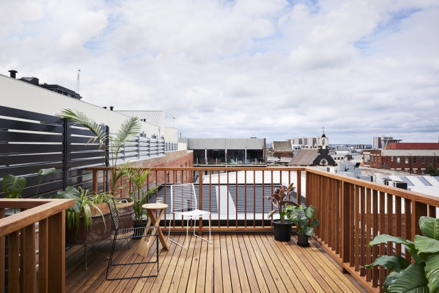 Atop A Shop | Design: Tsai Design | Images: Tess Kelly Atop A Shop | Design: Tsai Design | Images: Tess Kelly | Builtworks.com.au