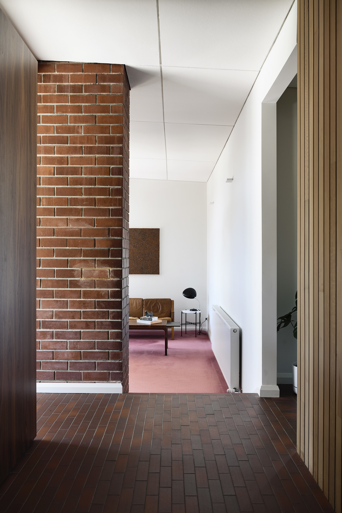 Frankston Mid Century Modern | Design: MRTN Architects | Images: Derek Swalwell | Builtworks.com.au