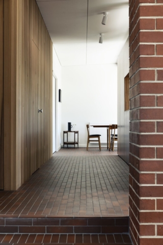 Frankston Mid Century Modern | Design: MRTN Architects | Images: Derek Swalwell Frankston Mid Century Modern | Design: MRTN Architects | Images: Derek Swalwell | Builtworks.com.au