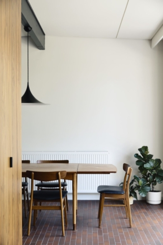 Frankston Mid Century Modern | Design: MRTN Architects | Images: Derek Swalwell Frankston Mid Century Modern | Design: MRTN Architects | Images: Derek Swalwell | Builtworks.com.au