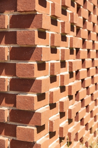 Frankston Mid Century Modern | Design: MRTN Architects | Images: Derek Swalwell Frankston Mid Century Modern | Design: MRTN Architects | Images: Derek Swalwell | Builtworks.com.au