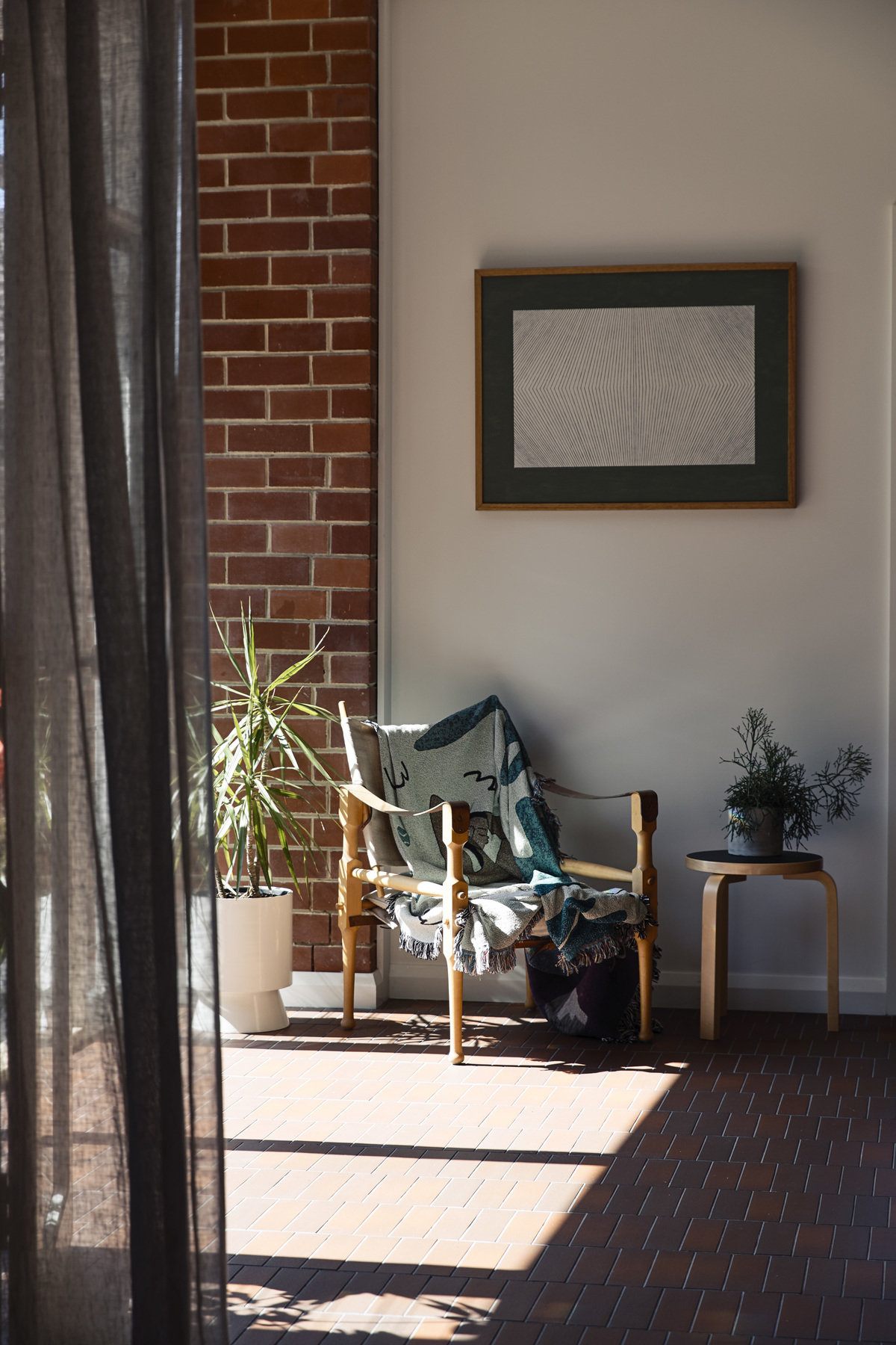 Frankston Mid Century Modern | Design: MRTN Architects | Images: Derek Swalwell | Builtworks.com.au