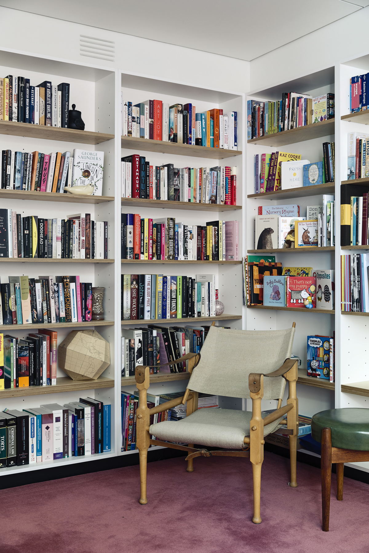 Frankston Mid Century Modern | Design: MRTN Architects | Images: Derek Swalwell | Builtworks.com.au