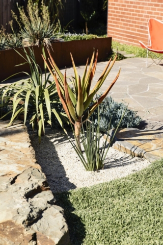 Frankston Mid Century Modern | Design: MRTN Architects | Images: Derek Swalwell Frankston Mid Century Modern | Design: MRTN Architects | Images: Derek Swalwell | Builtworks.com.au