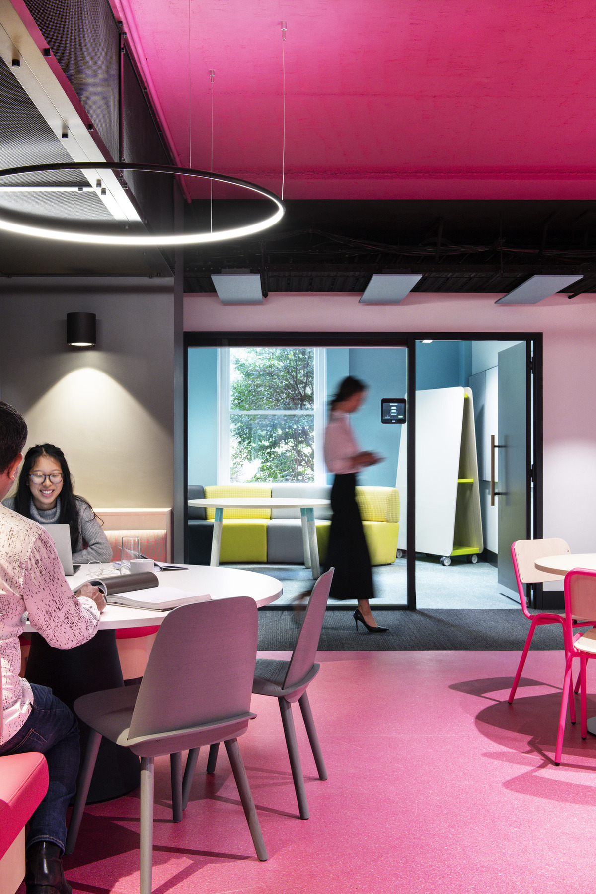 Sydney Knowledge Hub | Design: COX | Image: Nicole England | Builtworks.com.au