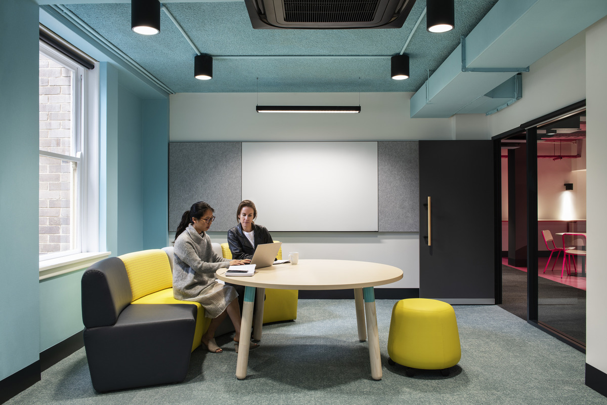 Sydney Knowledge Hub | Design: COX | Image: Nicole England | Builtworks.com.au