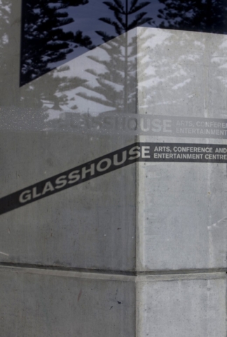 121760-GlasshouseExter