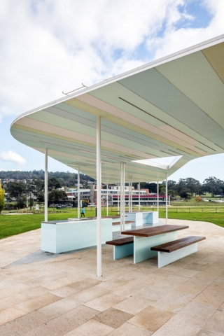 Kangaroo Bay Pavilion | Design: Preston Lane Architects | Image: Adam Gibson | Builtworks.com.au