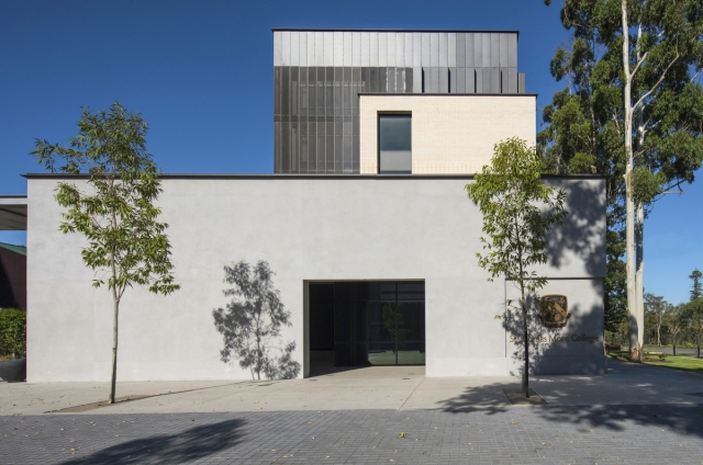 St Thomas More College | Design: COX | Image: Alison Paine | Builtworks.com.au