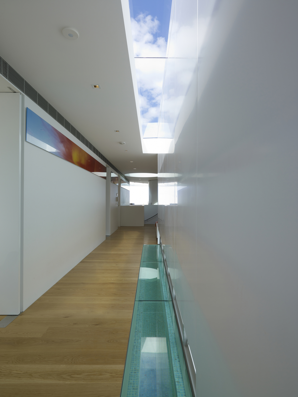 Bondi Penthouse | Design: MHN. Design Union | Images: Brett Boardman | Builtworks.com.au