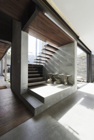 Beach House | Design: Architecture Saville Isaacs | Images: Kata Bayer | Builtworks.com.au