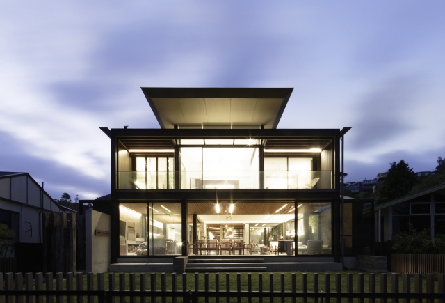 Beach House | Design: Architecture Saville Isaacs | Images: Kata Bayer | Builtworks.com.au