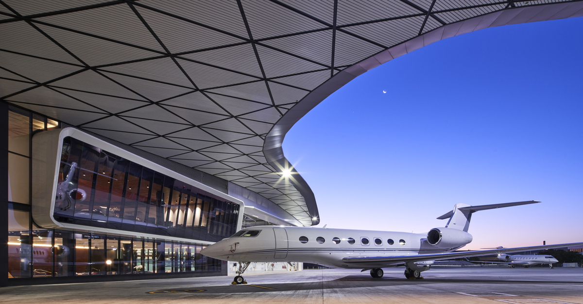 Melbourne Jet Base | Deign: Cox | Image: Peter Clarke | Builtworks.com.au