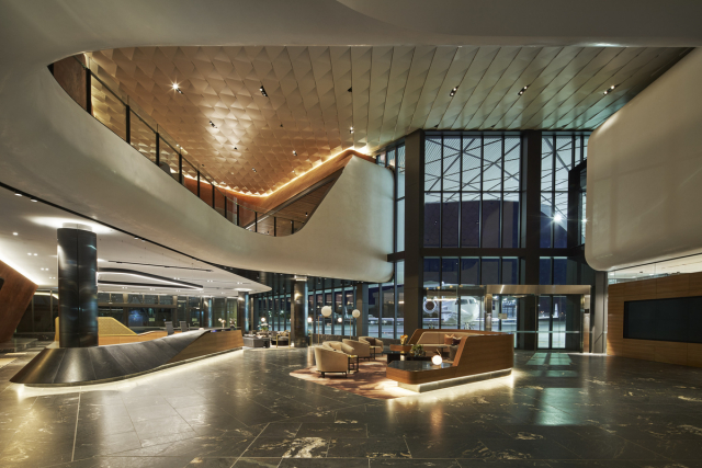 Melbourne Jet Base | Deign: Cox | Image: Peter Clarke Melbourne Jet Base | Deign: Cox | Image: Peter Clarke | Builtworks.com.au