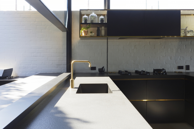 Lavender Bay | Design: Architecture Saville Isaacs and Lavender Bay Interiors | Image: Kata Bayer Lavender Bay | Design: Architecture Saville Isaacs and Lavender Bay Interiors | Image: Kata Bayer | Builtworks.com.au