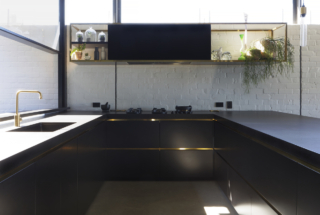 Lavender Bay | Design: Architecture Saville Isaacs and Lavender Bay Interiors | Image: Kata Bayer | Builtworks.com.au