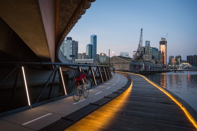 Jim Stynes Bridge | Design: COX | Images: Tommy Miller Jim Stynes Bridge | Design: COX | Images: Tommy Miller | Builtworks.com.au