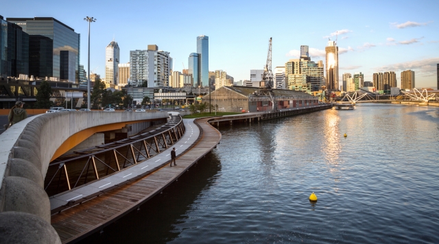 Jim Stynes Bridge | Design: COX | Images: Tommy Miller Jim Stynes Bridge | Design: COX | Images: Tommy Miller | Builtworks.com.au