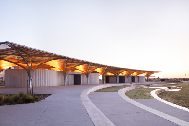 Marsden Park Amenities | Design: CHROFI | Images: Clinton Weaver and Ben Hosking | Builtworks.com.au