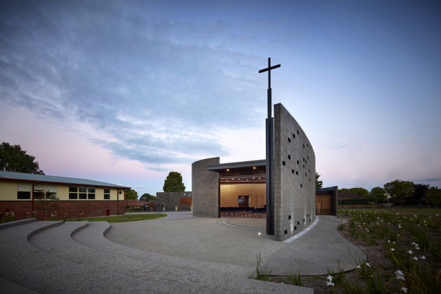 Mary's Chapel, St Joseph's College | Design: Baldasso Cortese Architects | Image: Peter Bennetts | Builtworks.com.au