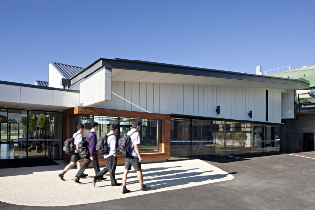 Wesley College Learning In Residence | Design: Cox | Images: Shannon McGrath Wesley College Learning In Residence | Design: Cox | Images: Shannon McGrath | Builtworks.com.au