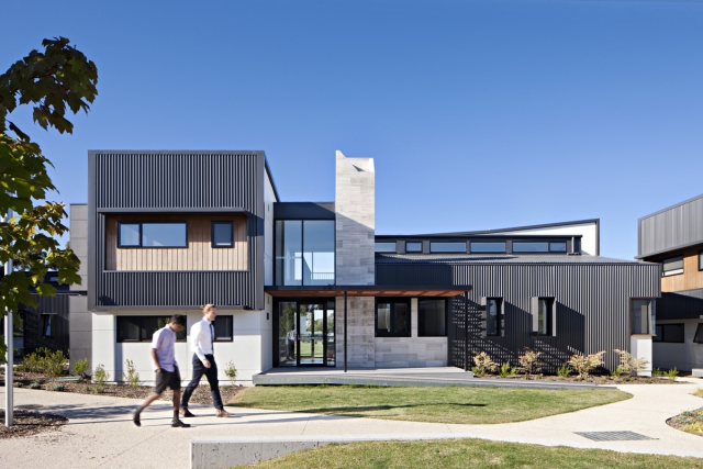 Wesley College Learning In Residence | Design: Cox | Images: Shannon McGrath Wesley College Learning In Residence | Design: Cox | Images: Shannon McGrath | Builtworks.com.au