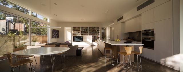 Studley Avenue House | Design: Robert Simeoni Architects | Image: Trevor Mein Studley Avenue House | Design: Robert Simeoni Architects | Image: Trevor Mein | Builtworks.com.au