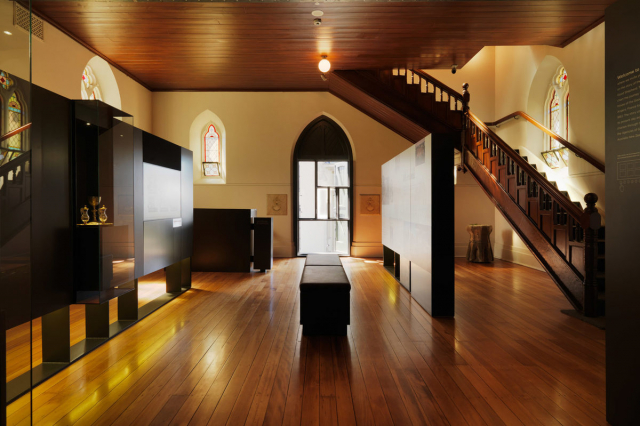 Good Shepherd Chapel | Design: Robert Simeoni Architects | Image: Trevor Mein Good Shepherd Chapel | Design: Robert Simeoni Architects | Image: Trevor Mein | Builtworks.com.au