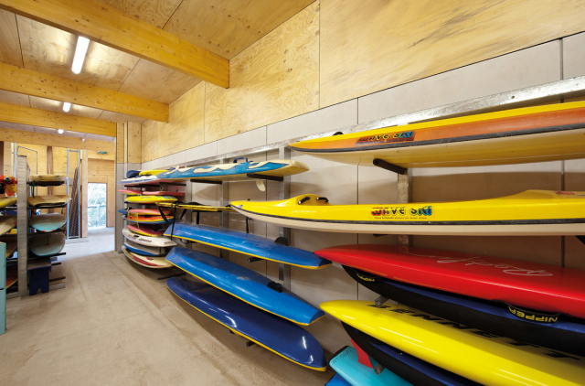 Seaford Lifesaving Club | Design: Robert Simeoni Architects | Image: John Gollings/ Trevor Mein | Builtworks.com.au