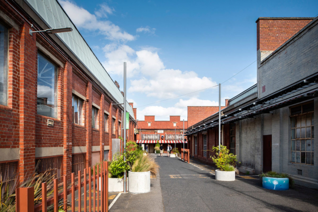 Little Creatures Brewery | Design: Robert Simeoni Architects | Images: Nicole England Little Creatures Brewery | Design: Robert Simeoni Architects | Images: Nicole England | Builtworks.com.au