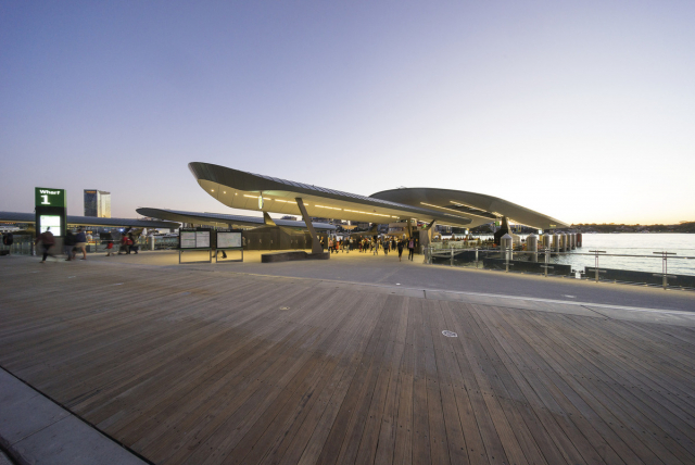 Barangaroo Ferry Wharf | Design: Cox Architecture | Image: John Gollings | Builtworks.com.au