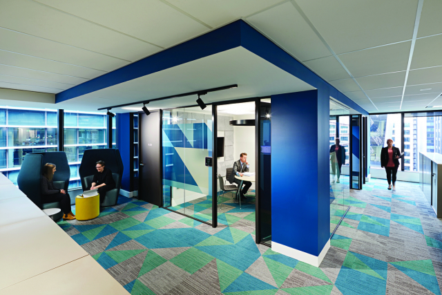 Victoria Legal Aid | Design: Gray Puksand | Image: Tatjana Plitt Victoria Legal Aid | Design: Gray Puksand | Image: Tatjana Plitt | Builtworks.com.au