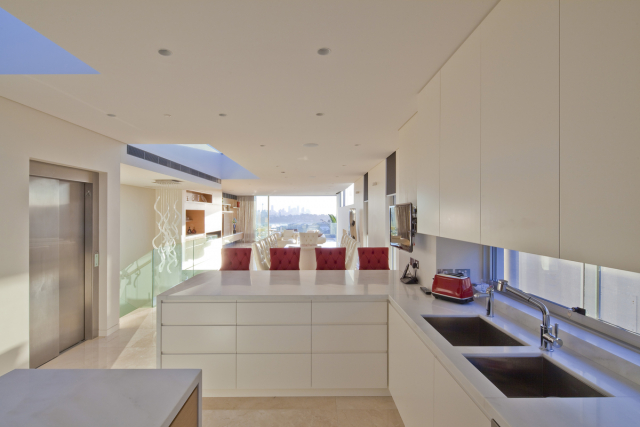 Portland Street Duplex | Design: MHN. Design Union | Image: Brett Boardman | Builtworks.com.au