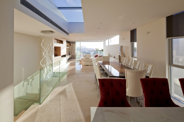 Portland Street Duplex | Design: MHN. Design Union | Image: Brett Boardman | Builtworks.com.au