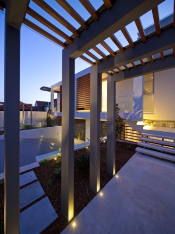 Portland Street Duplex | Design: MHN. Design Union | Image: Brett Boardman | Builtworks.com.au