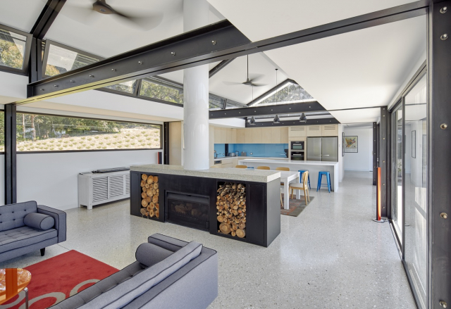 Rural Retreat | Design: Utz-Sanby Architects | Images: Marian Riabic | Builtworks.com.au