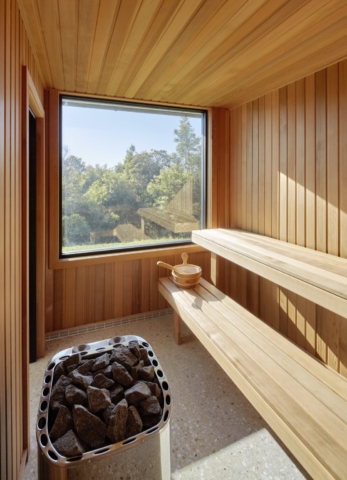 Rural Retreat | Design: Utz-Sanby Architects | Images: Marian Riabic | Builtworks.com.au