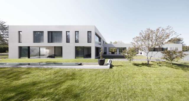 Red Hill House | Design: Mathieson Architects | Image: Romello Pereira Red Hill House | Design: Mathieson Architects | Image: Romello Pereira | Builtworks.com.au