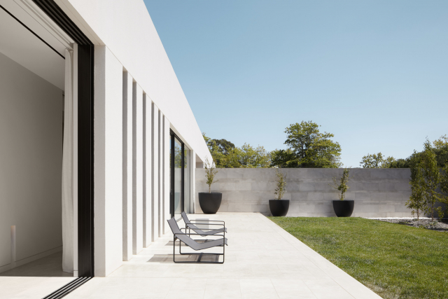 Red Hill House | Design: Mathieson Architects | Image: Romello Pereira Red Hill House | Design: Mathieson Architects | Image: Romello Pereira | Builtworks.com.au