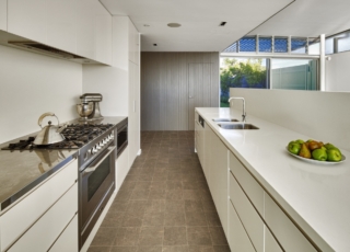 Clifftop House | Design: Utz-Sanby Architects | Image: Marian Riabic Clifftop House | Design: Utz-Sanby Architects | Image: Marian Riabic | Builtworks.com.au