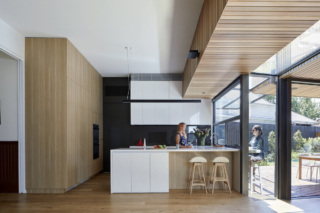 Cedar House | Design: Loke Architects | Image: Tatjana Plitt | Builtworks.com.au