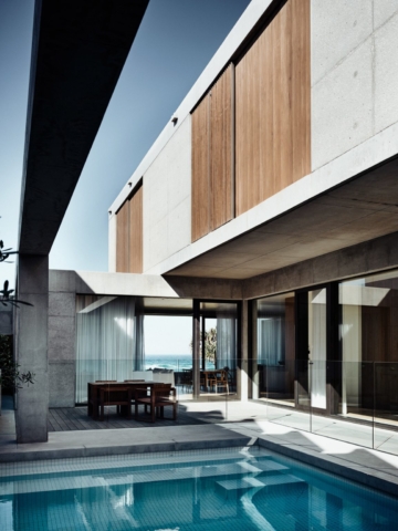 Mermaid Beach Residence | Design: B.E Architecture | Image: Derek Swalwell Mermaid Beach Residence | Design: B.E Architecture | Image: Derek Swalwell | Builtworks.com.au