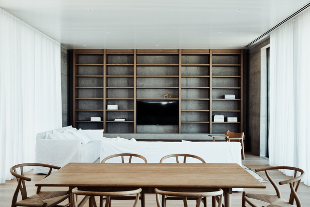 Mermaid Beach Residence | Design: B.E Architecture | Image: Derek Swalwell Mermaid Beach Residence | Design: B.E Architecture | Image: Derek Swalwell | Builtworks.com.au