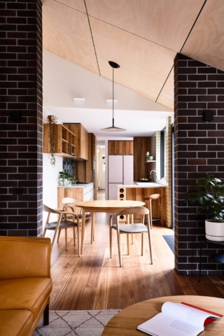 Wedged | Design: Alison Dodds Architect | Image: Alex Reinders Wedged | Design: Alison Dodds Architect | Image: Alex Reinders | Builtworks.com.au