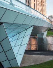 Riverbank, Adelaide | Design: Tonkin Zulaikha Greer | Image: John Gollings/Peter Barnes | Builtworks.com.au