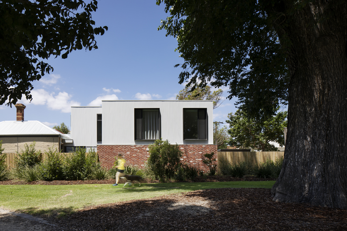 Gold Street Residence