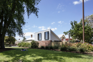 Gold Street Residence | Design: Sarah Kahn Architect | Image: Tatjana Plitt Gold Street Residence | Design: Sarah Kahn Architect | Image: Tatjana Plitt | Builtworks.com.au